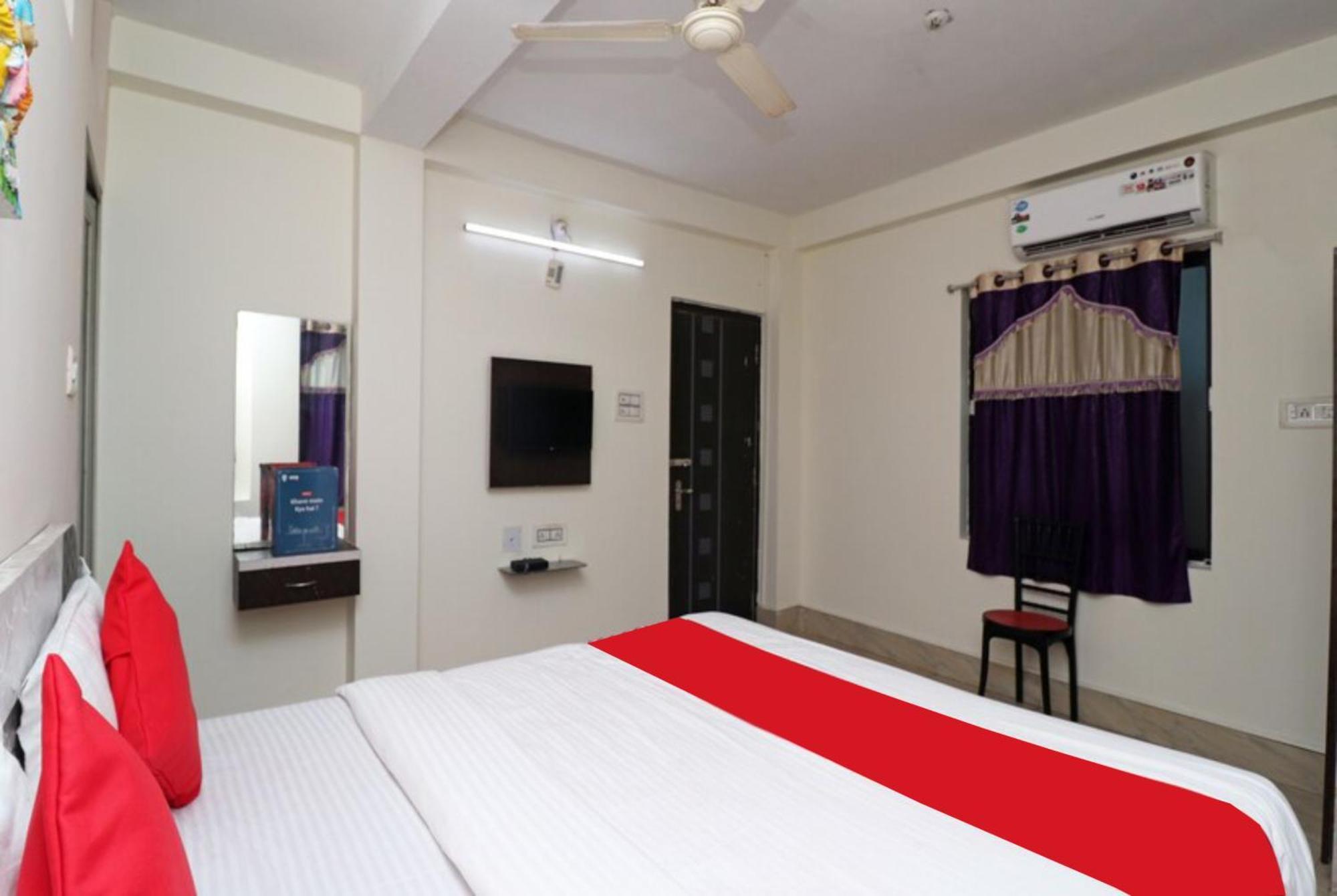 Hotel Padoshi Official 3*