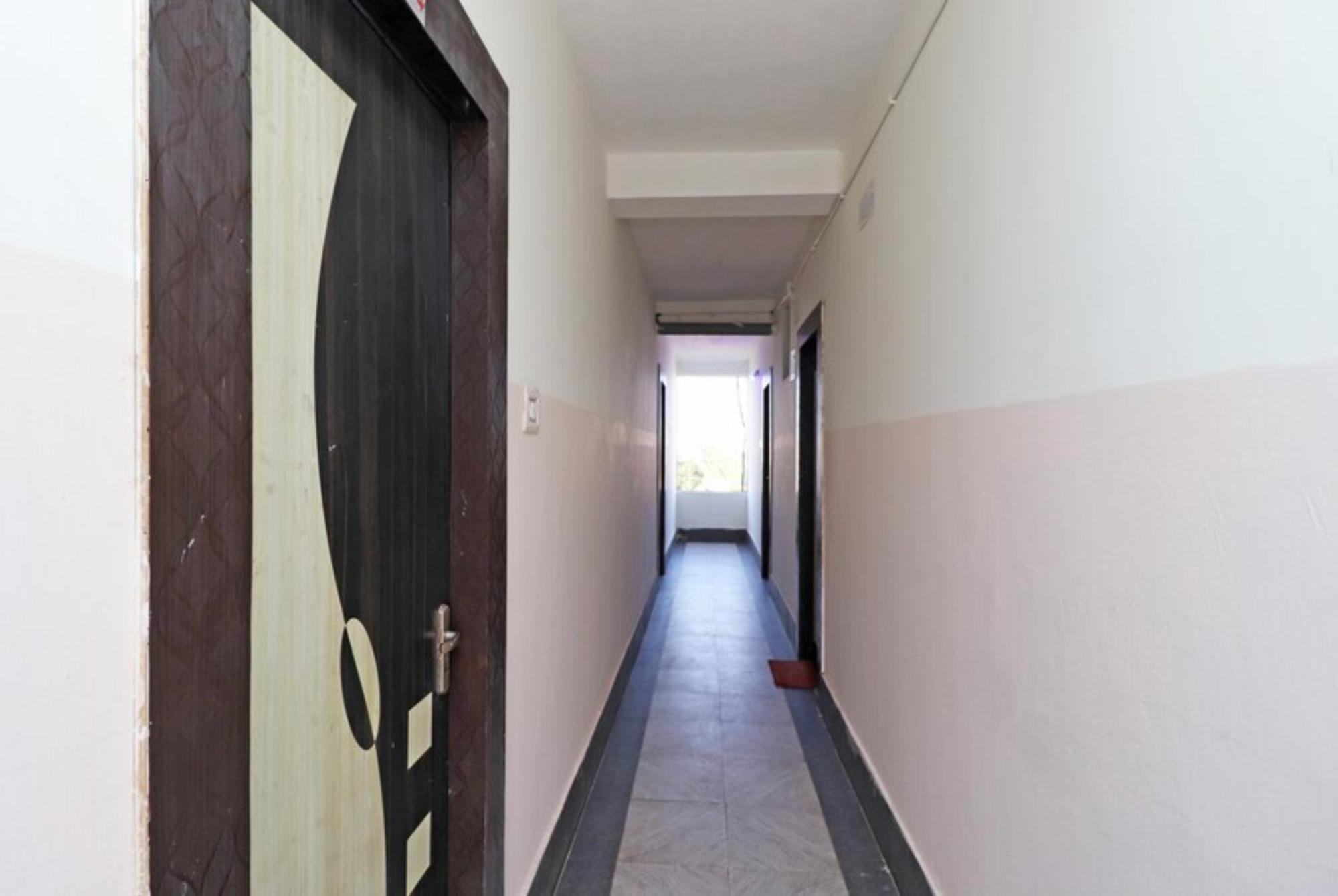Hotel Padoshi Official Puri