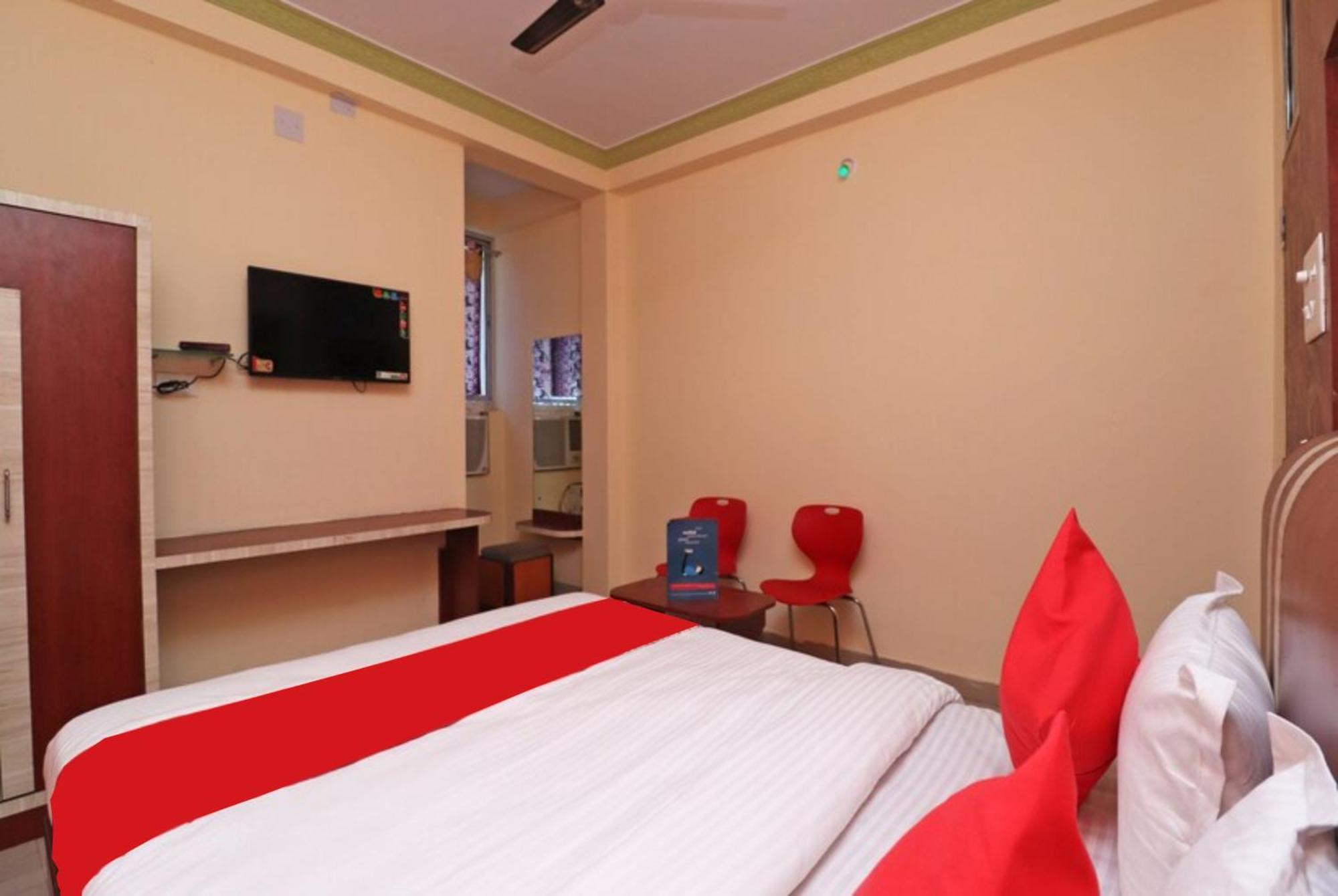 Padoshi Official Hotel